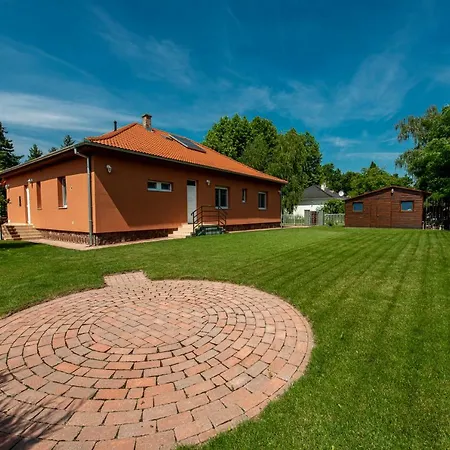 Villa Boglár *